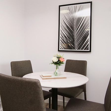 Apartment 46 Luna With Free Parking 约克 外观 照片