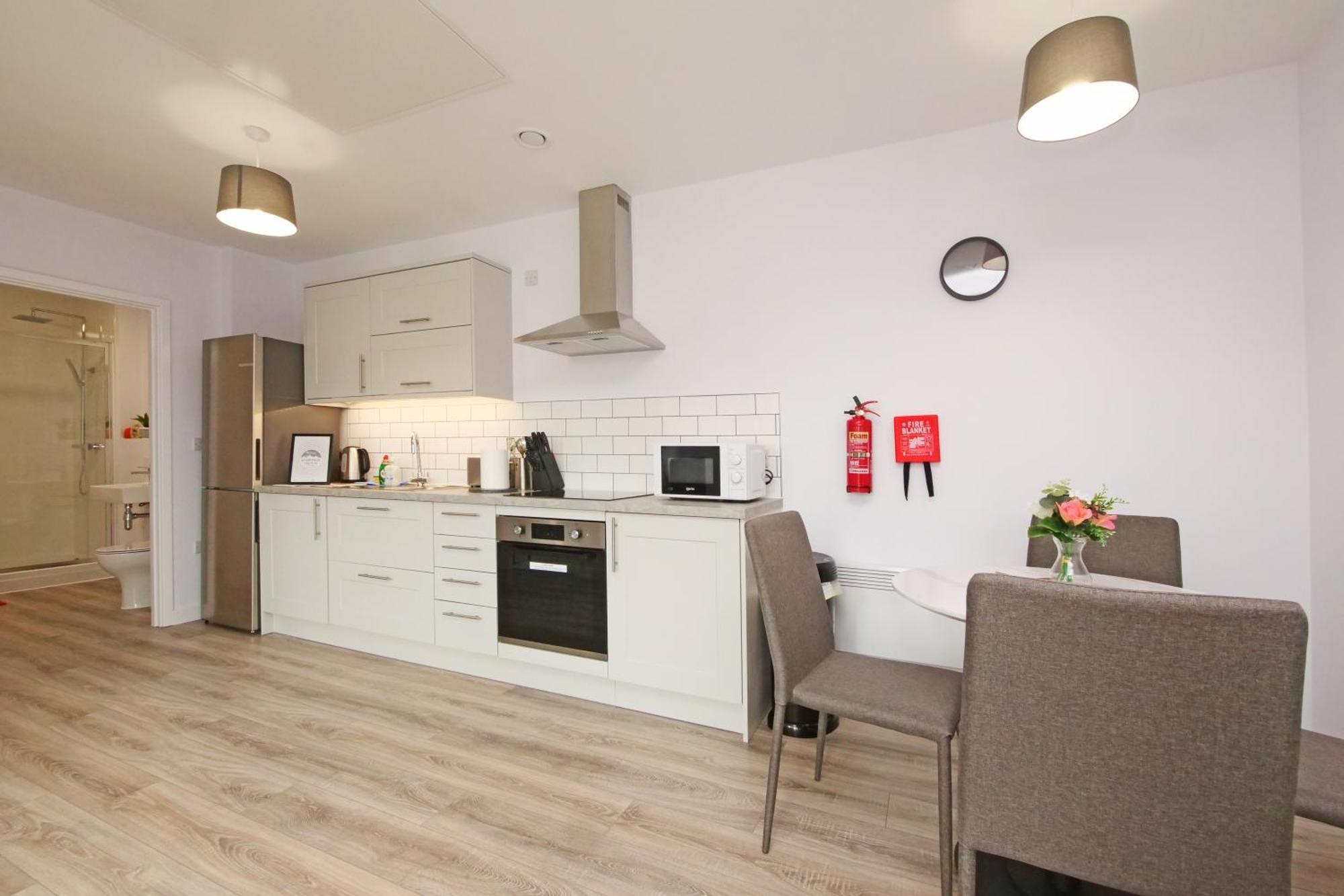 Apartment 46 Luna With Free Parking 约克 外观 照片
